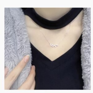 Olive Diamond Leaves Necklace