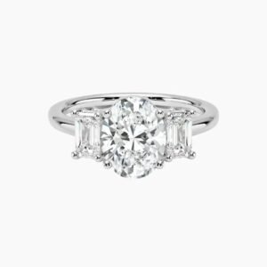 Aurelia Three Stone Oval