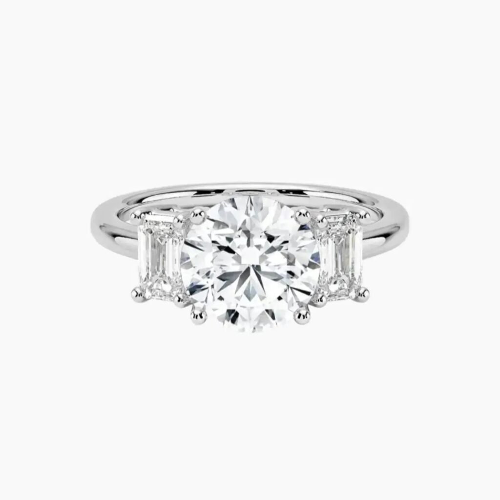 Aurelia Three Stone Round