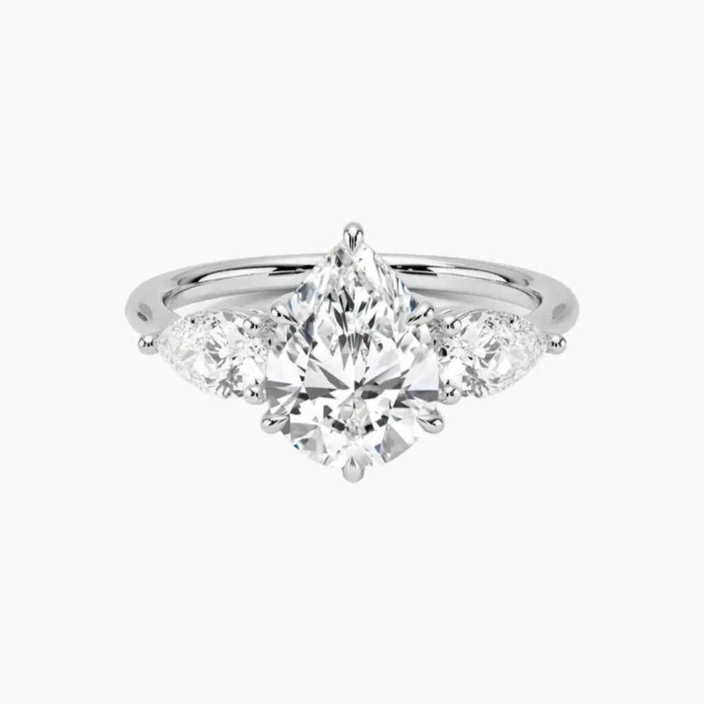 Calliope Three Stone Pear