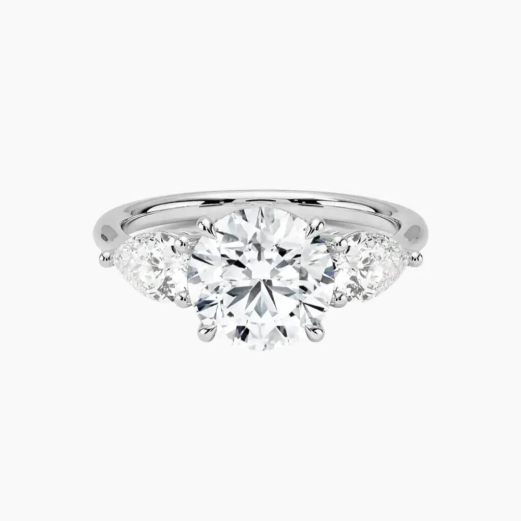 Calliope Three Stone Round
