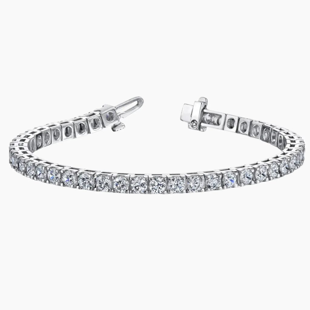 Elegant Diamond Tennis Bracelet 18K Gold
