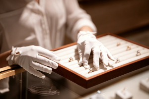 ENGAGEMENT RINGS
